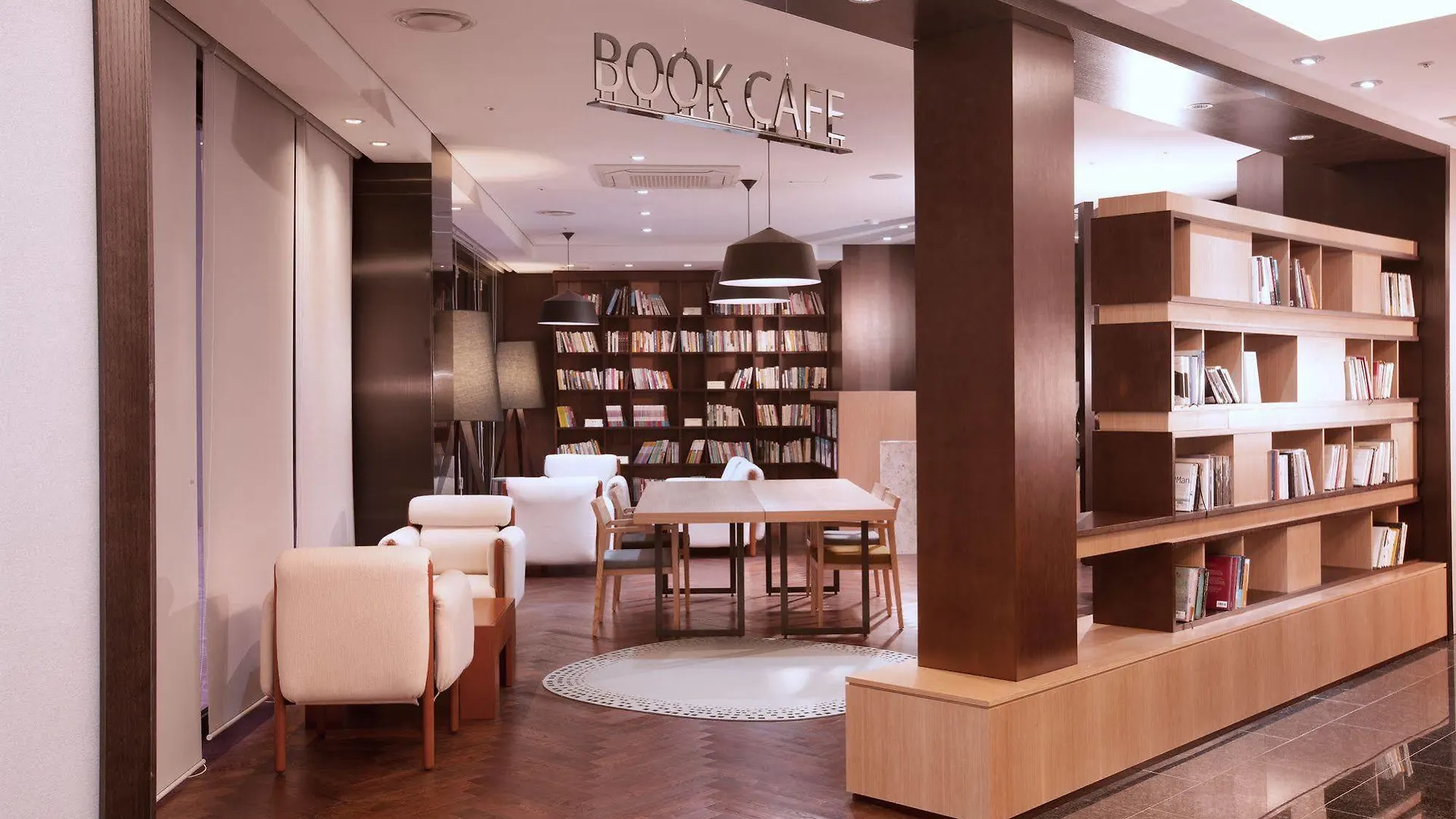 The Annex Hotel 예례동